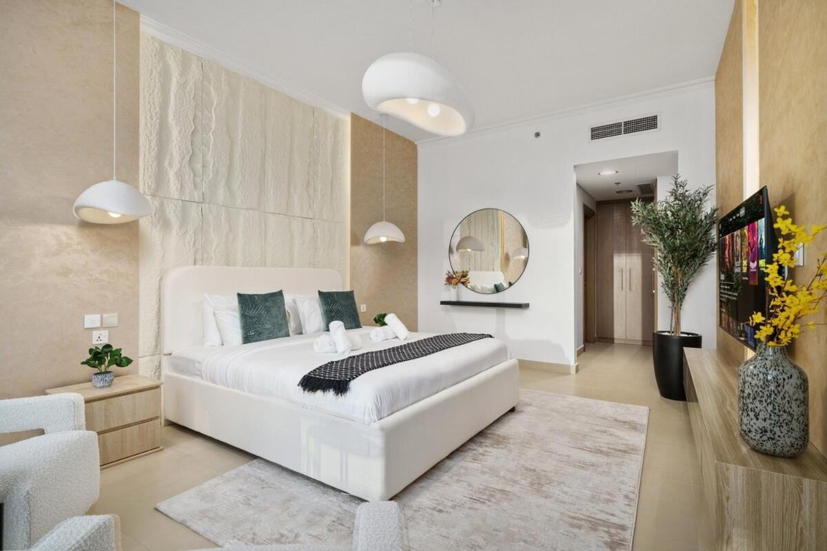 Royal Vista At Burj Vista - Downtown Burj Khalifa View - Brand New Luxury 2br Apartment