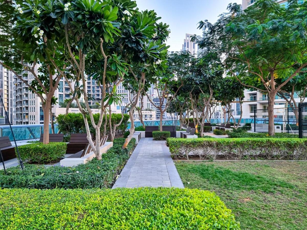 Royal Vista At Burj Vista - Downtown Burj Khalifa View - Brand New Luxury 2br Apartment Dubai